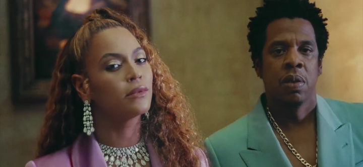 Beyoncé e Jay Z no clipe de 'Apeshit' (Foto: Reprodução)