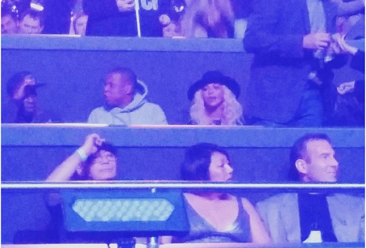 Beyoncé e Jay Z no show de Britney Spears em 2015 (Foto: Reprodução/Daily Mail)